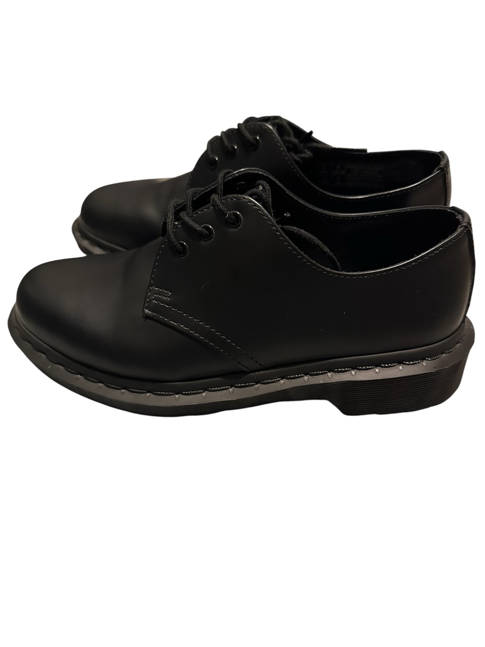 Dr. Martens 1461 Smooth Leather Oxford Shoes Size 5 Men / 6 women